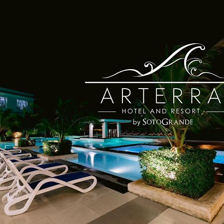 Arterra Hotel And Resort Lapu-Lapu City Eksteriør bilde
